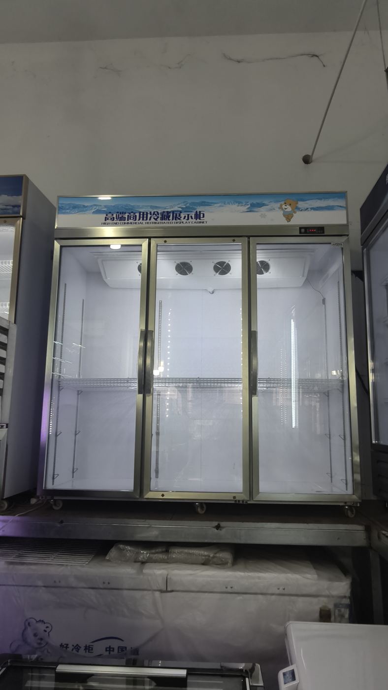 超鸿制冷商用厨具风冷冷柜实拍